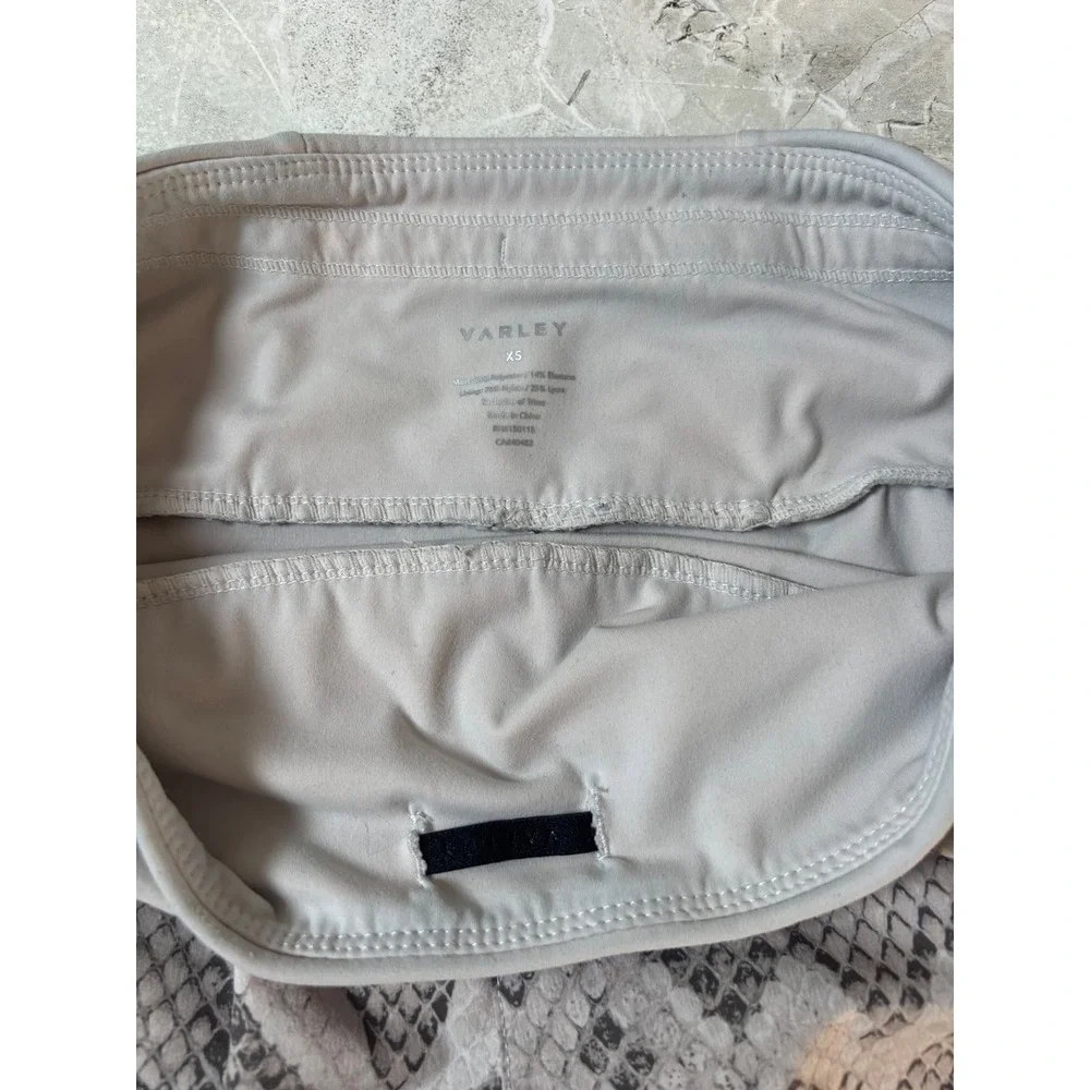 Varley Snake Print Athletic Shorts Women's XS Zipper‎ Pocket Running Gym Lined